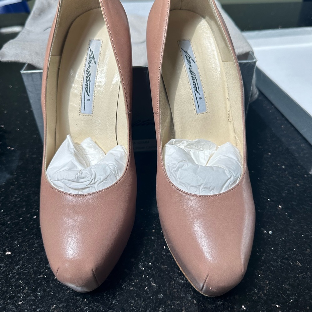 Brian Atwood Napa Nude platform